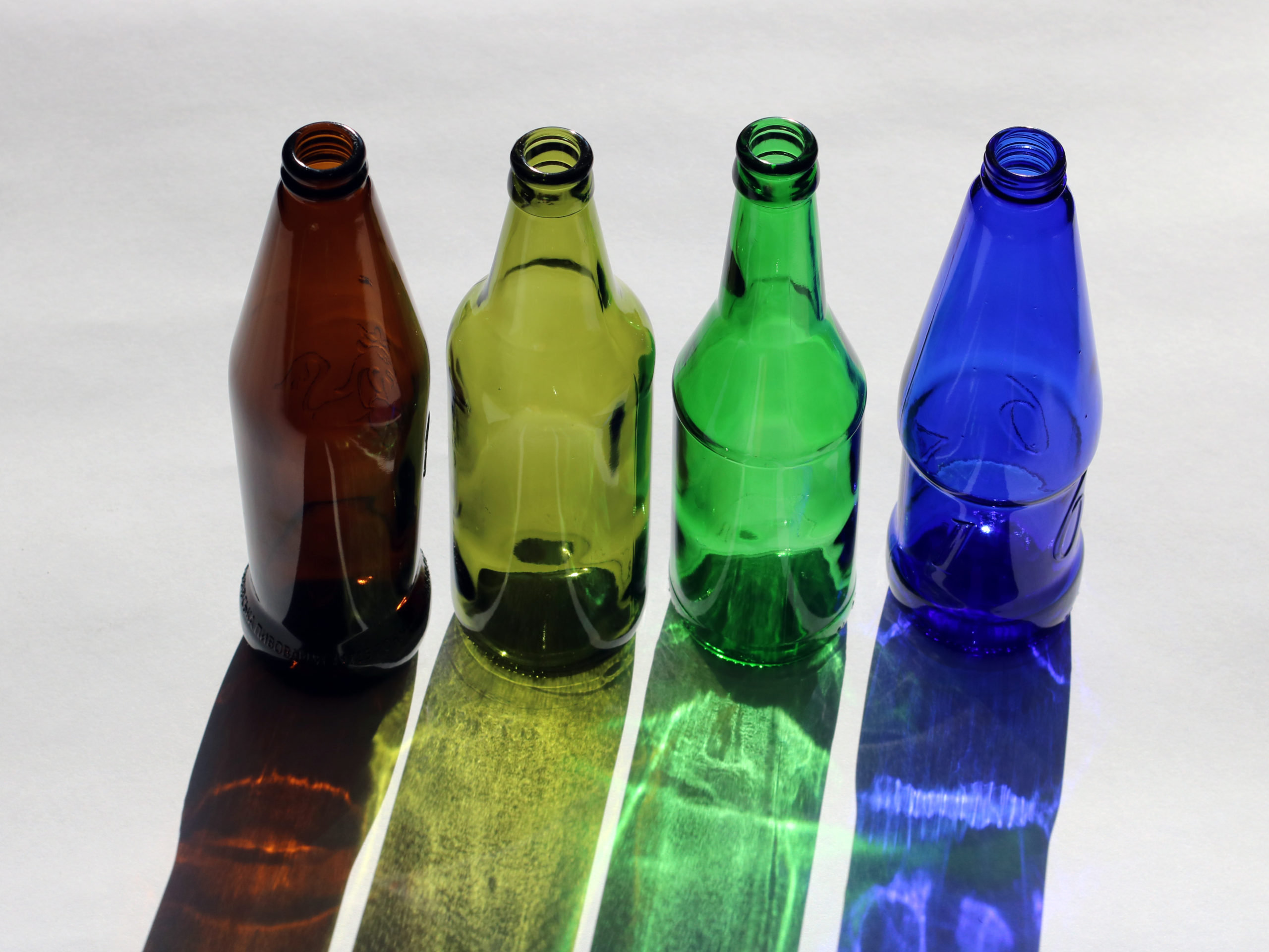 Read more about the article कांच की बोतल कैसे बनती है glass bottle making process